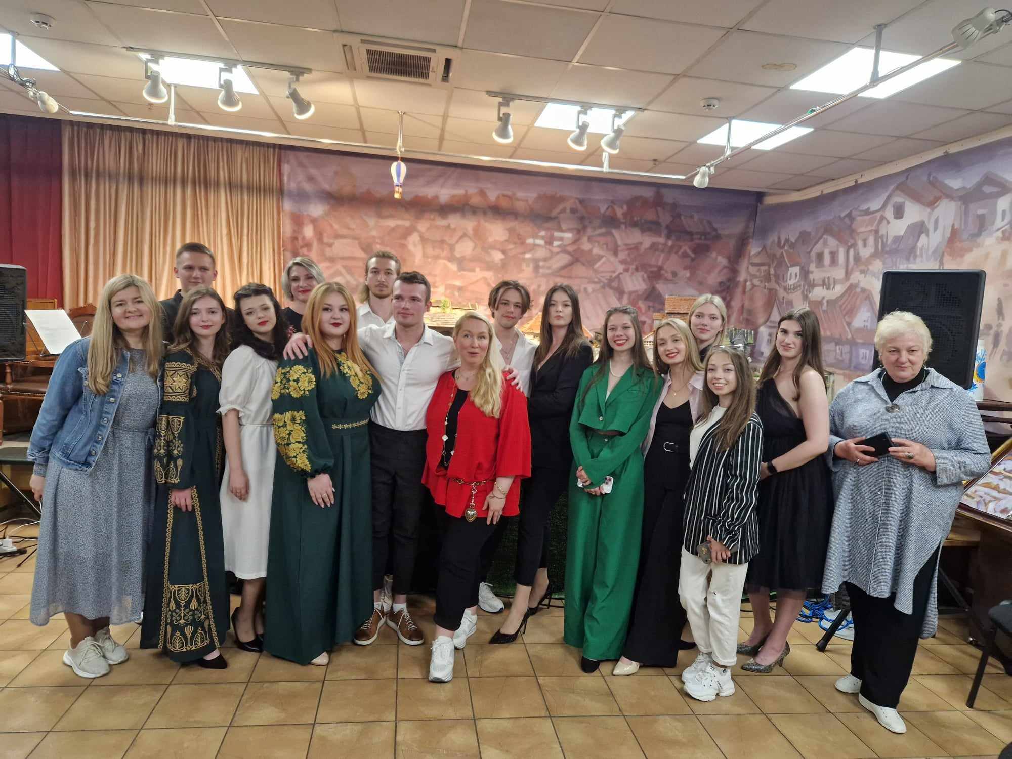 Мистецький проєкт Боу нашир 11