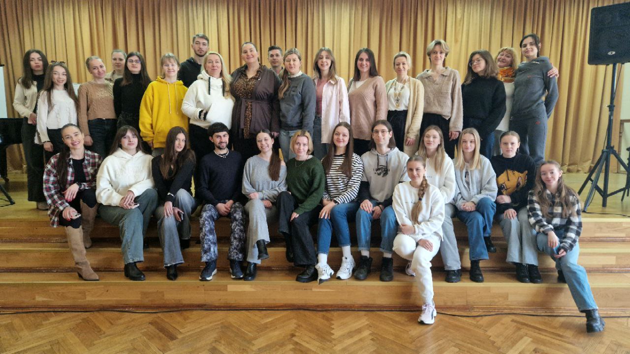 IMG 20250408 222004 050