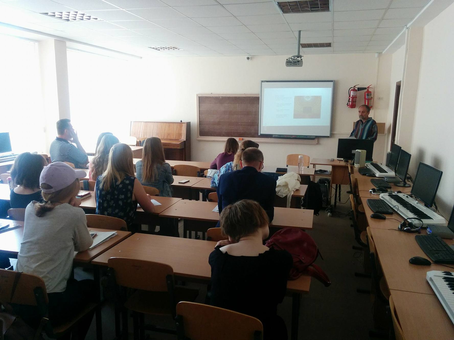 32911603 1674191309284675_1793301210044825600_n